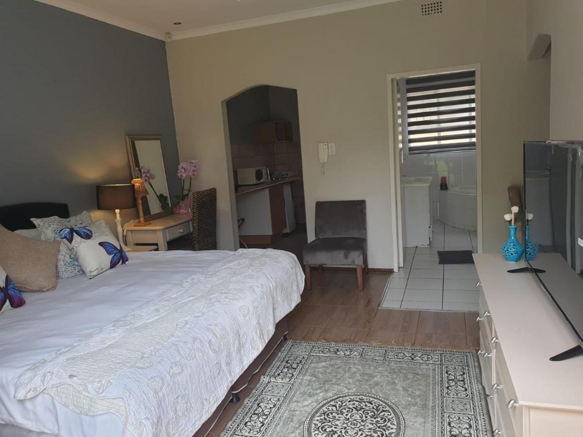 Matina Guest House 요하네스버그 외부 사진