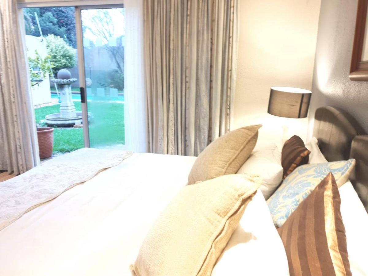 Matina Guest House 요하네스버그 외부 사진